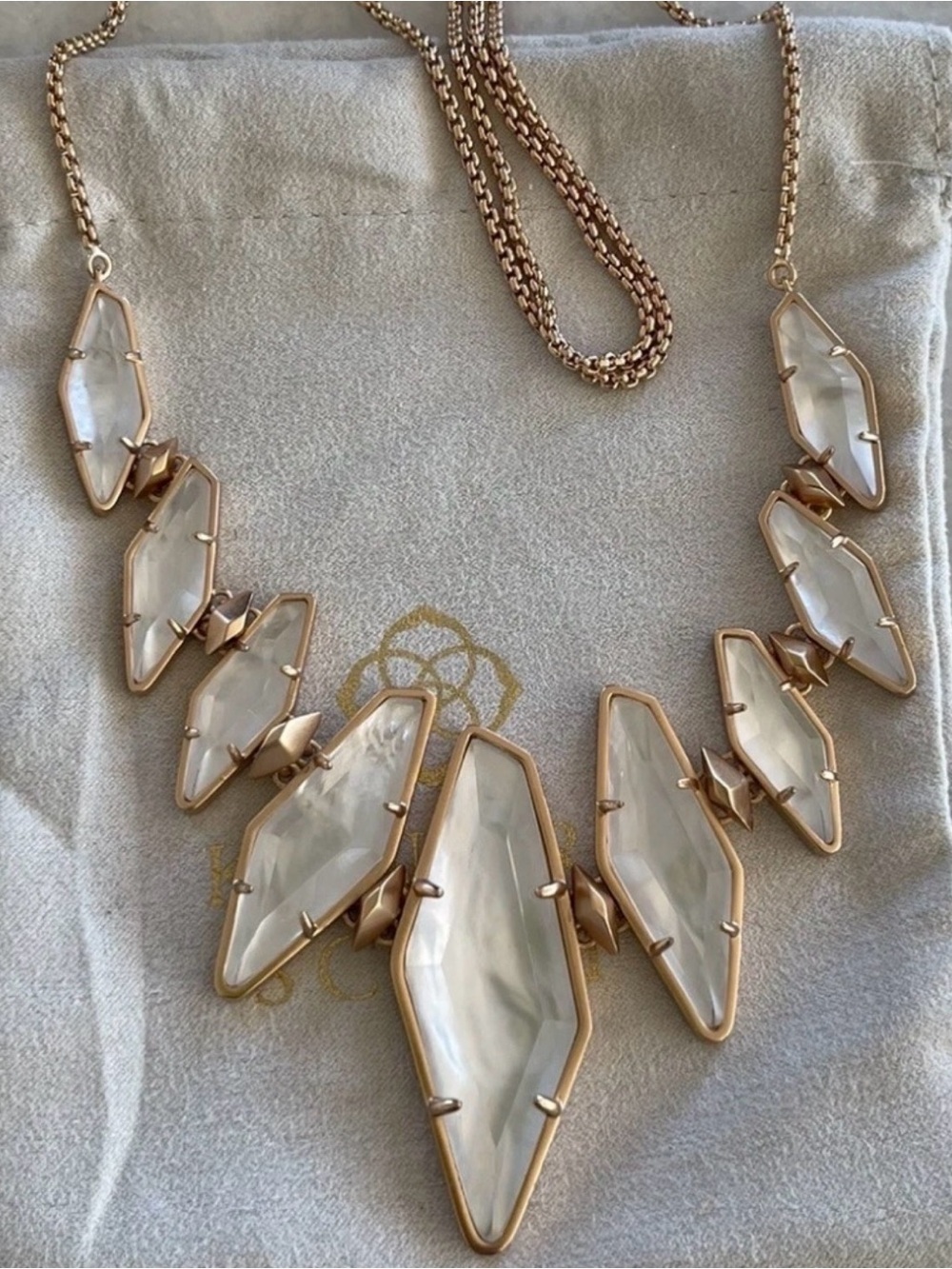 Kendra Scott Berniece large bib adjustable necklace mother of pearl rose gold